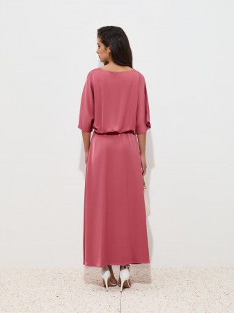 Vestido asimétrico vaporoso Vestido asimétrico vaporoso
