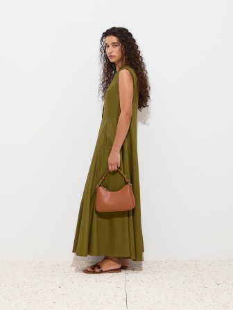Vestido midi evasé Vestido midi evasé