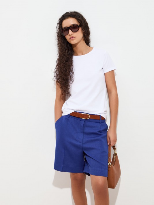 Creased shorts