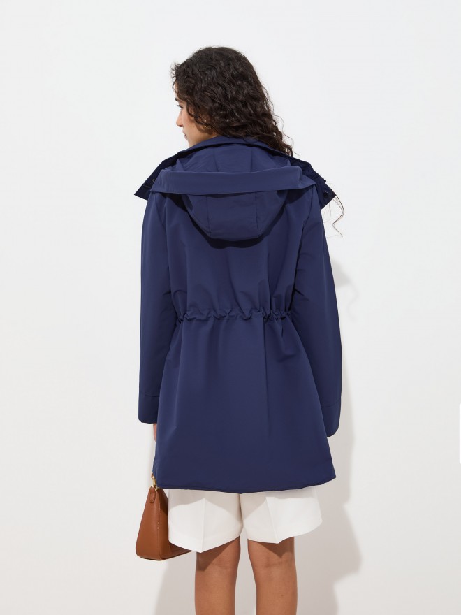 Parka com capuz Parka com capuz