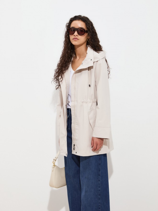 Parka com capuz