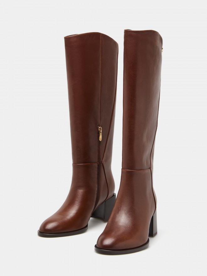 High-top leather boots High-top leather boots