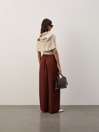 Straight-leg trousers in linen Straight-leg trousers in linen