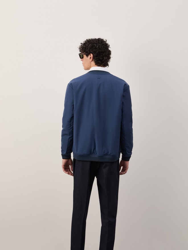 Reversible bomber jacket