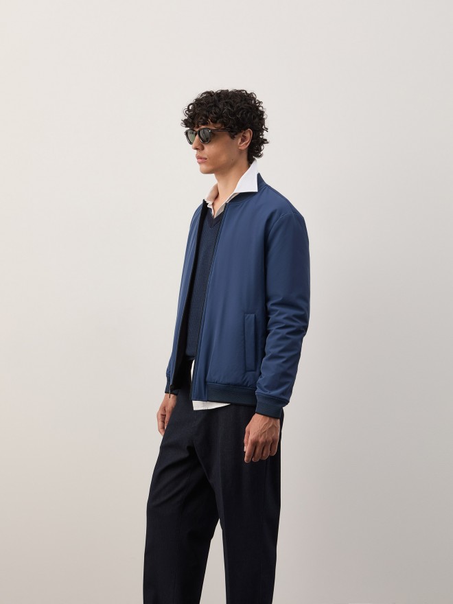 Reversible bomber jacket