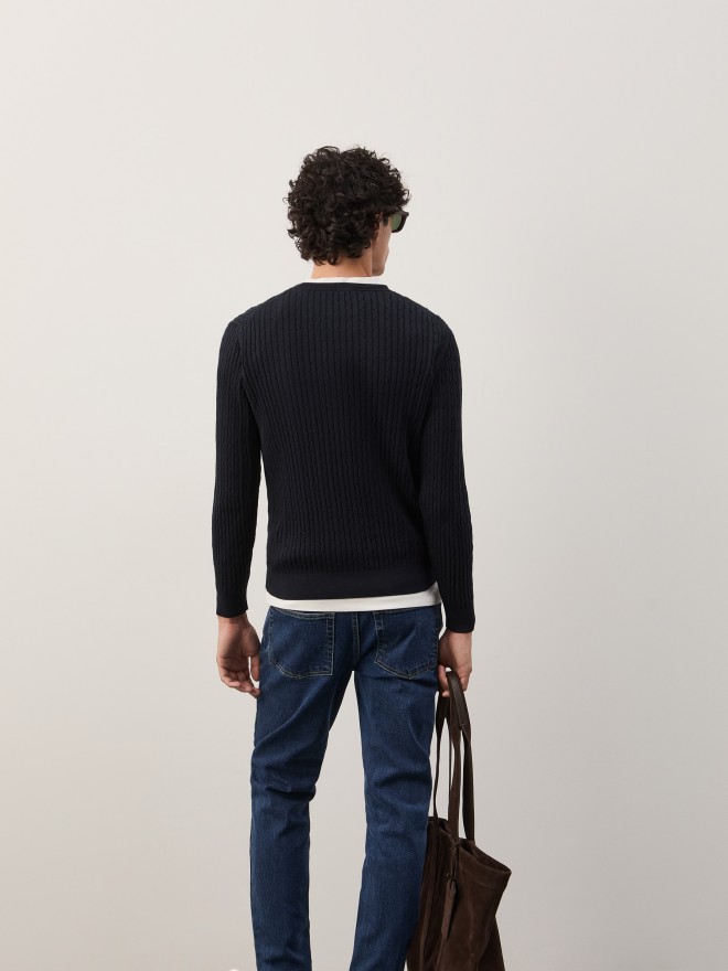 Knitted jumper