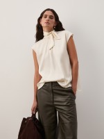 Blusa holgada con lazo Blusa holgada con lazo