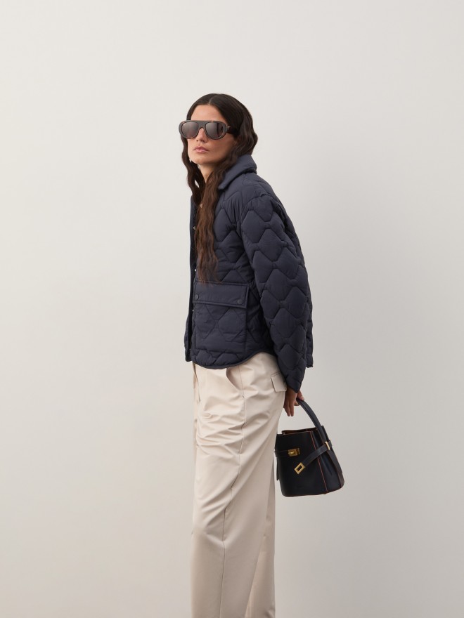 Blus�o acolchoado de penas