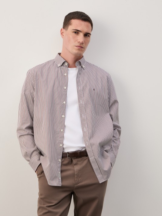 Regular fit shirt