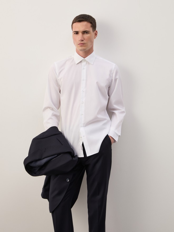 Camisa clásica de corte regular Camisa clásica de corte regular