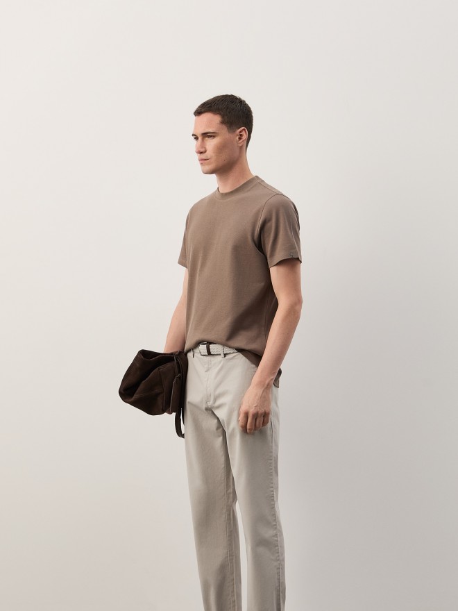 Basic short-sleeved T-shirt Basic short-sleeved T-shirt