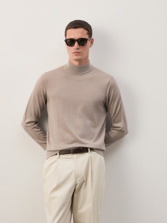 Camisola de gola alta em lã Camisola de gola alta em lã
