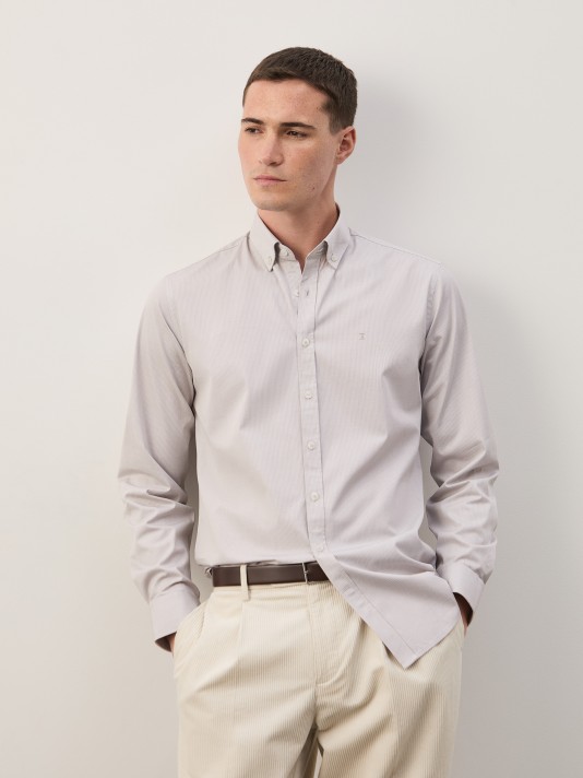 Slim fit striped shirt