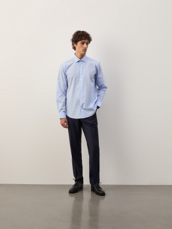 Camisa clásica de corte regular Camisa clásica de corte regular