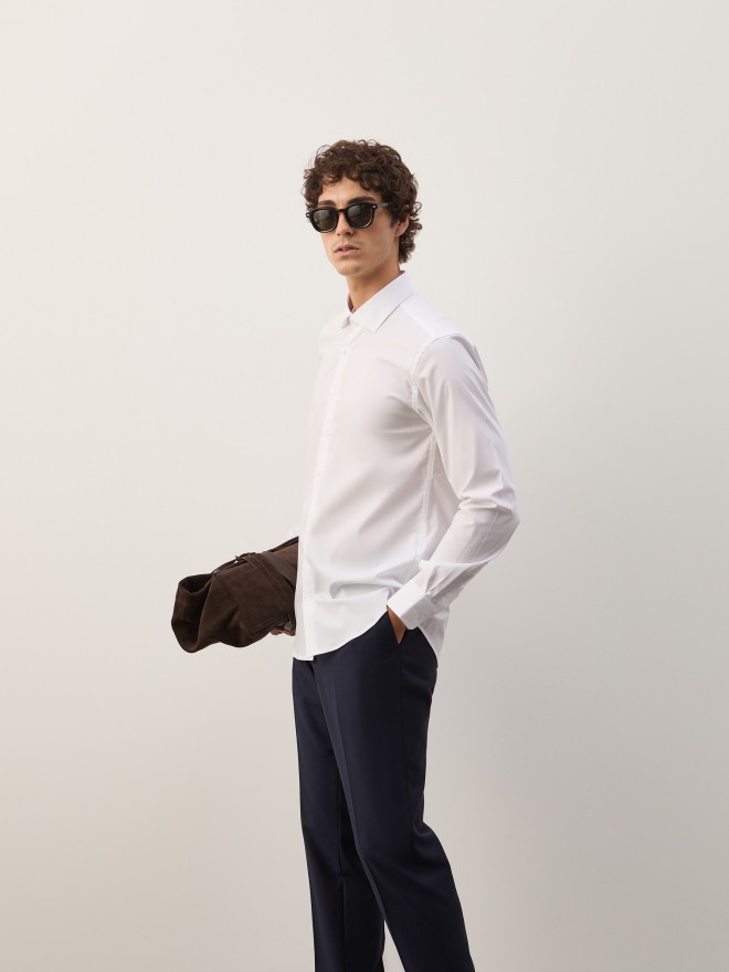 Classic slim fit shirt Classic slim fit shirt
