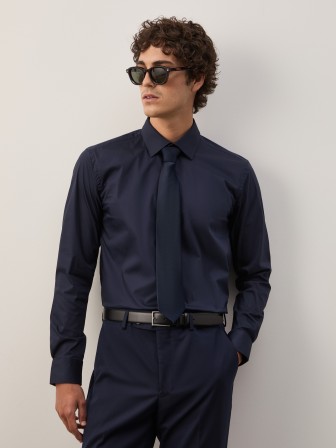 Slim fit shirt Slim fit shirt
