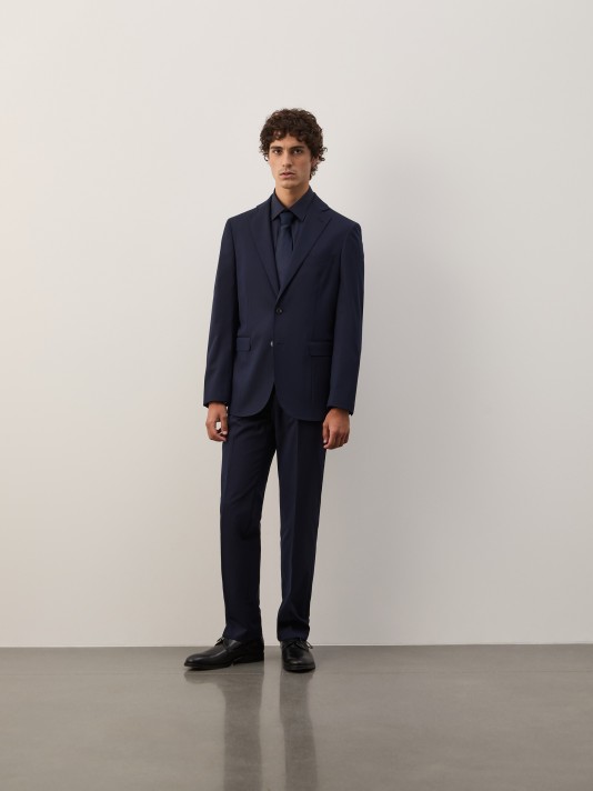 Regular fit suit