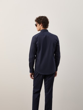Slim fit shirt Slim fit shirt