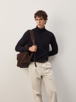 Camisola de gola alta em lã merino Camisola de gola alta em lã merino