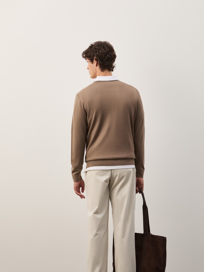 Wool pullover with V-neck Wool pullover with V-neck