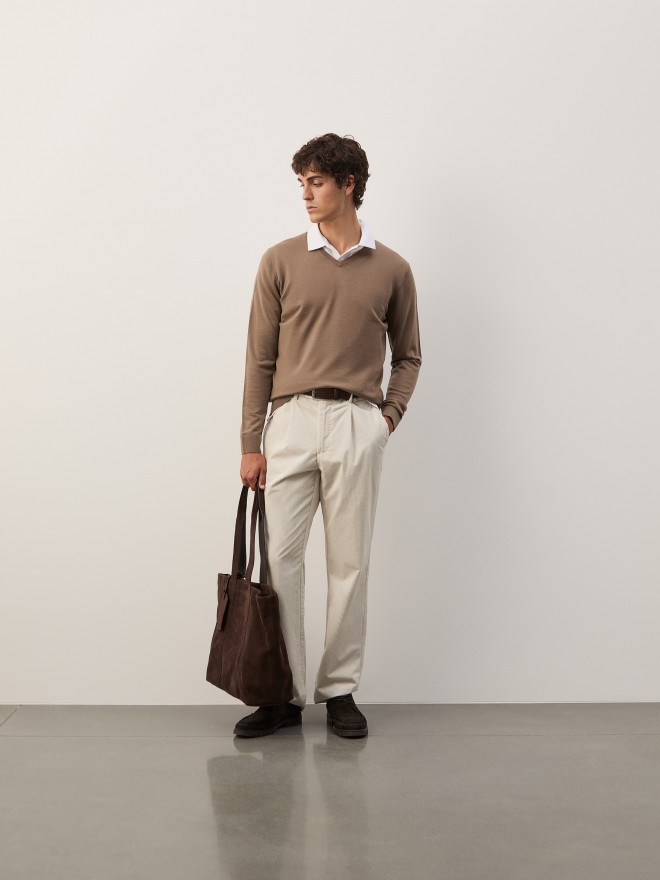 Wool pullover with V-neck Wool pullover with V-neck