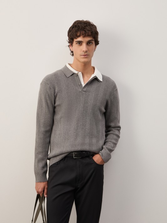 Camisola estilo polo �s riscas