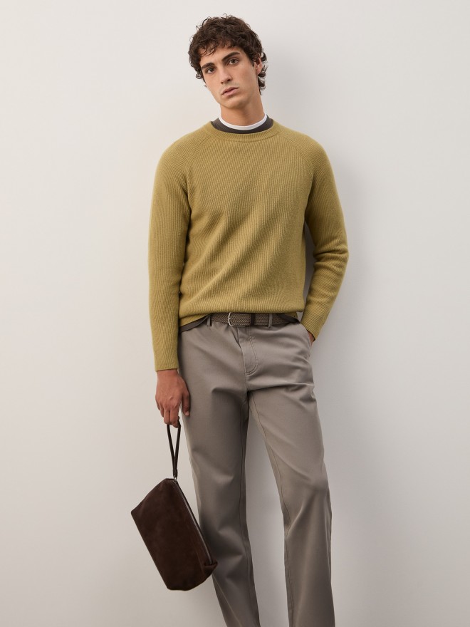 Calças chino regular fit Calças chino regular fit