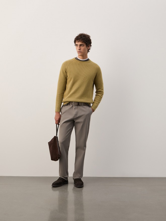 Calças chino regular fit Calças chino regular fit