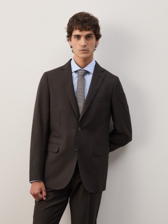 Classic slim fit suit Classic slim fit suit