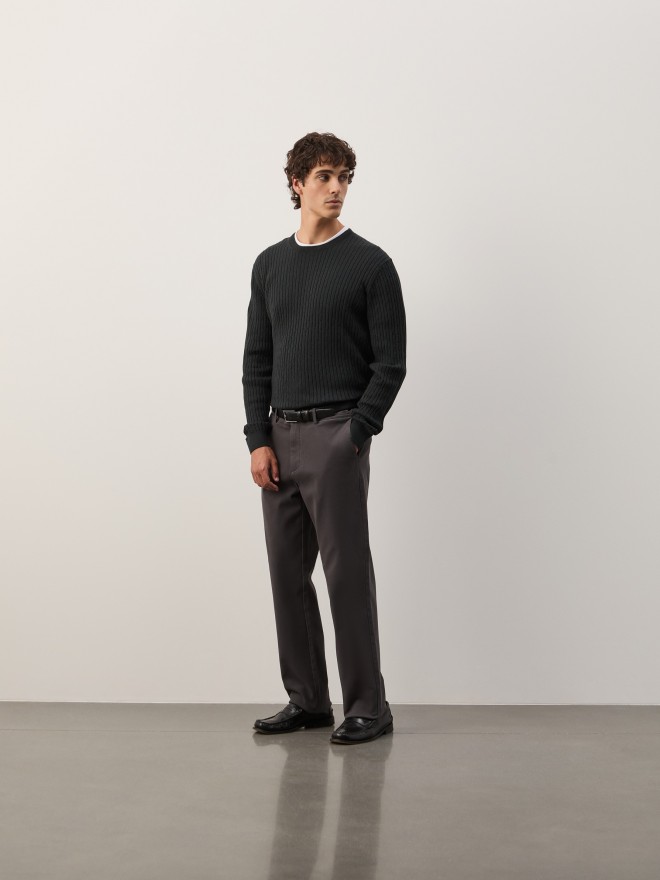 Calças chino regular fit Calças chino regular fit