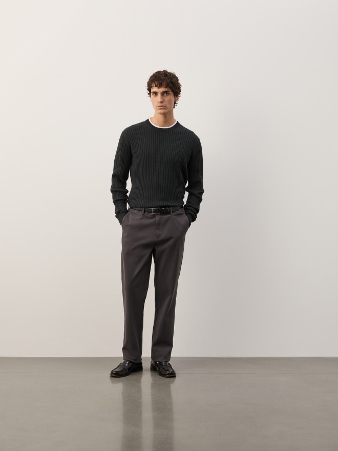 Calças chino regular fit Calças chino regular fit