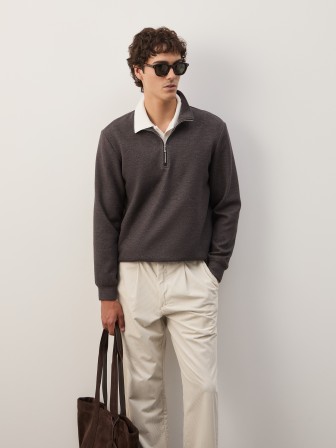 Camisola com meio fecho Camisola com meio fecho
