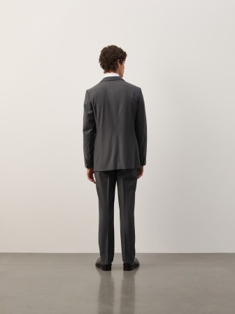 Traje clásico de corte ajustado Traje clásico de corte ajustado