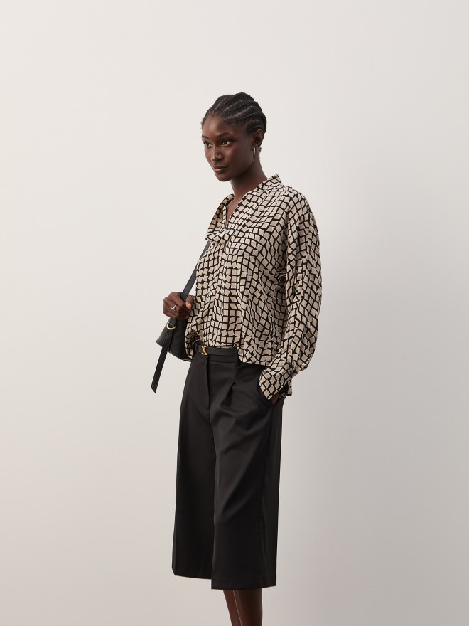 Flowy blouse with a bow Flowy blouse with a bow