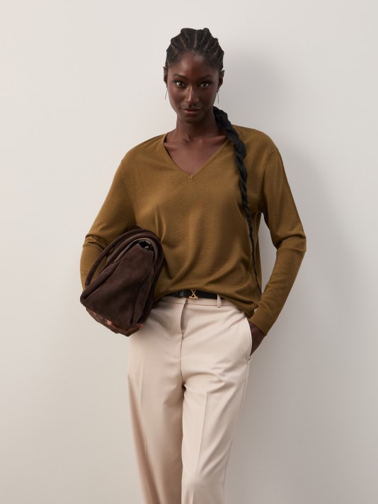 Camisola de l� com decote em V