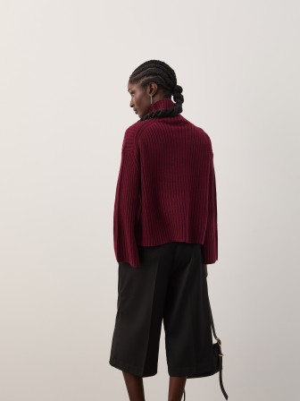 High-neck sweater with wool lining High-neck sweater with wool lining