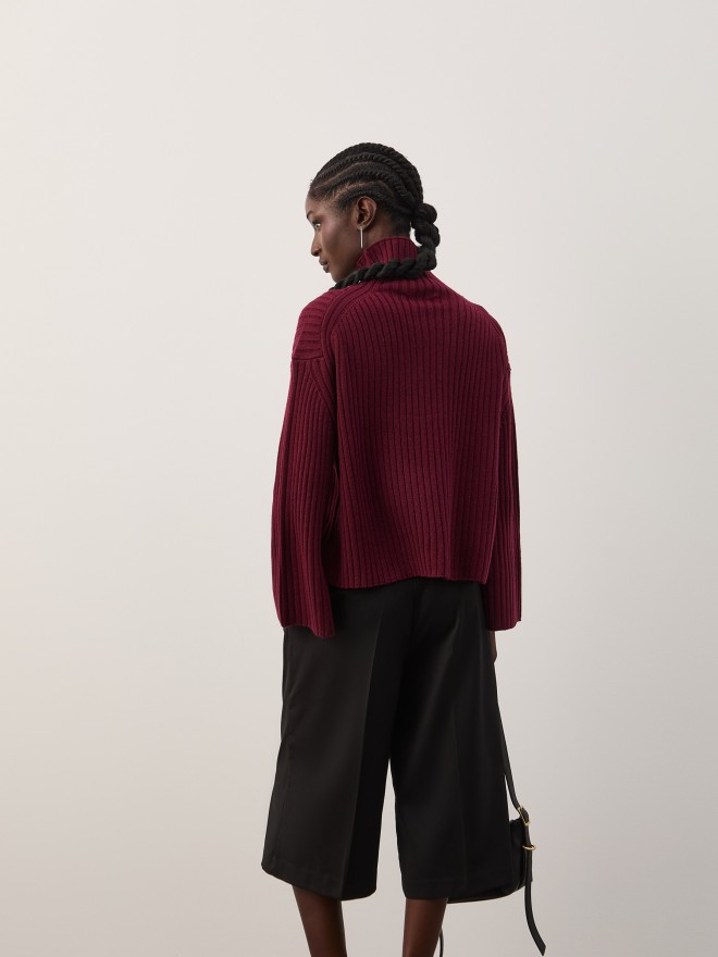 High-neck sweater with wool lining High-neck sweater with wool lining