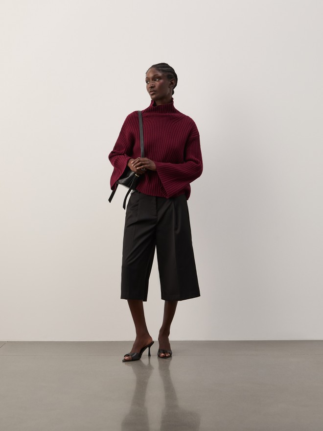 High-neck sweater with wool lining High-neck sweater with wool lining