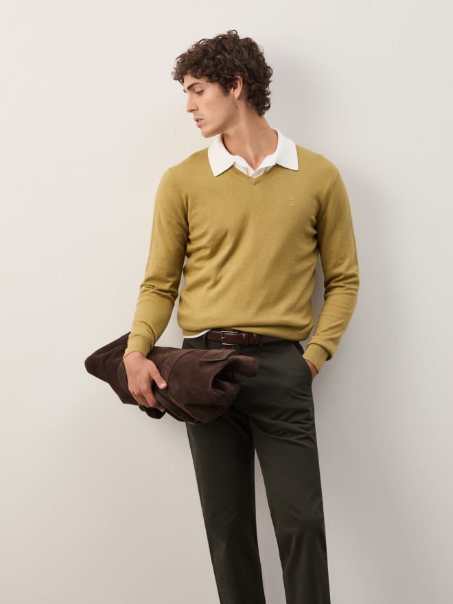 Pantalones chinos de corte regular