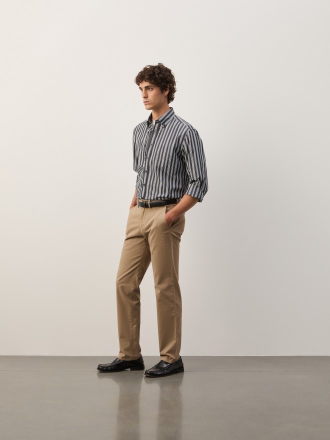 Regular fit chino trousers Regular fit chino trousers