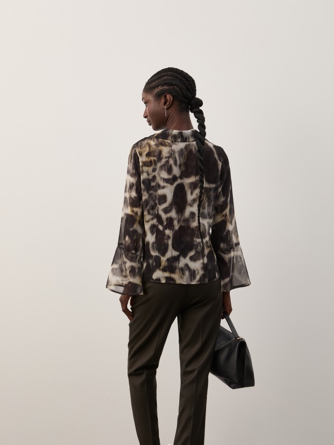 Flowy printed blouse