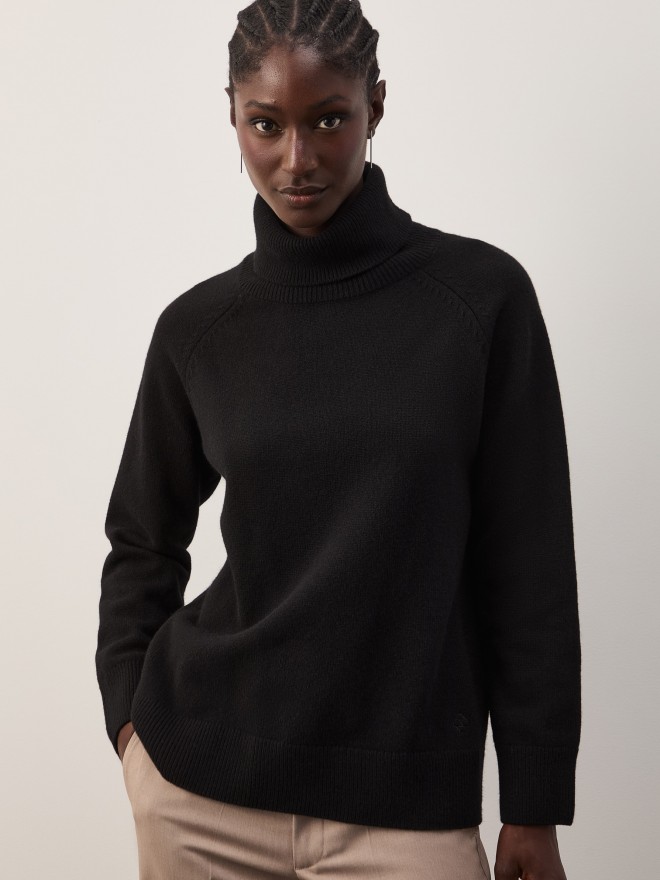 Turtleneck sweater with wool