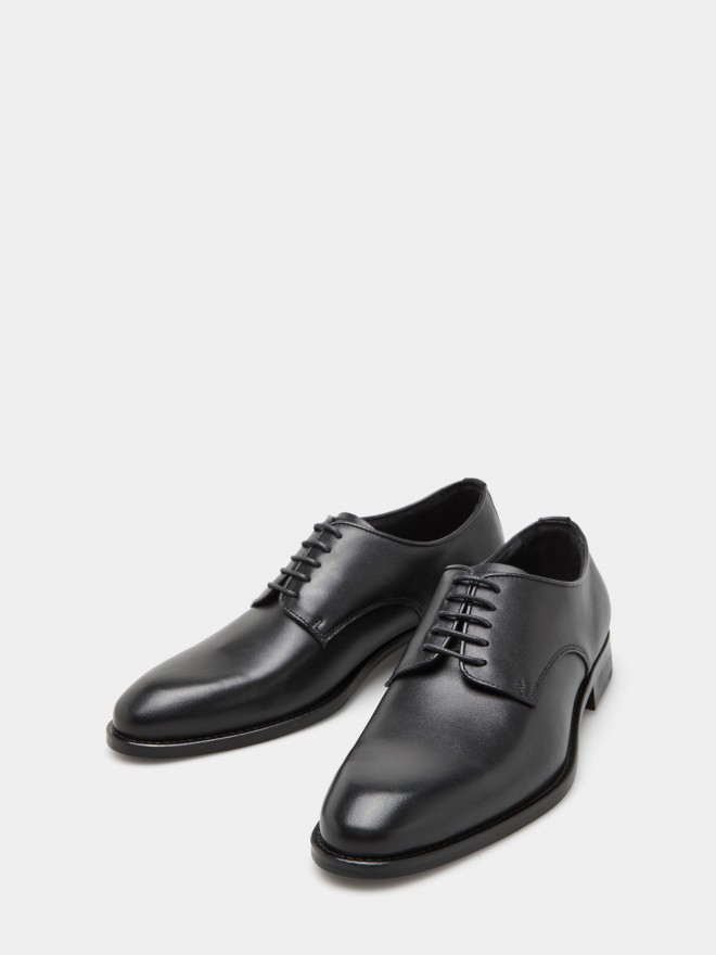 Classic lace-up shoes Classic lace-up shoes