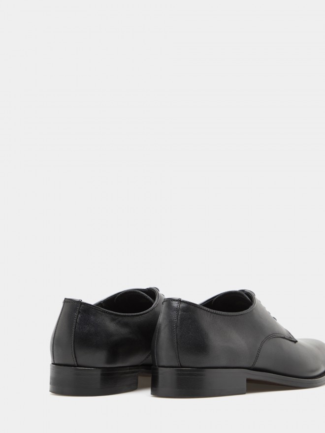 Classic lace-up shoes Classic lace-up shoes
