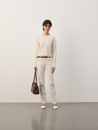 Woolen knit sweater Woolen knit sweater