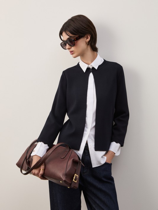 Short cardigan