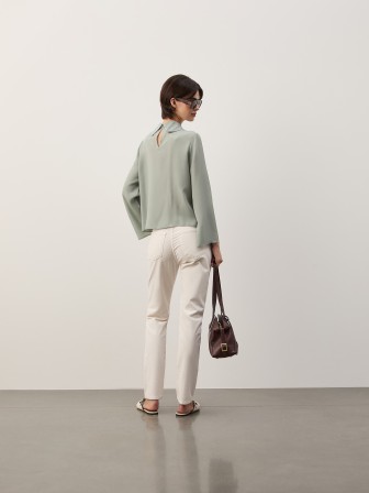 Pantalones ajustados de terciopelo Pantalones ajustados de terciopelo