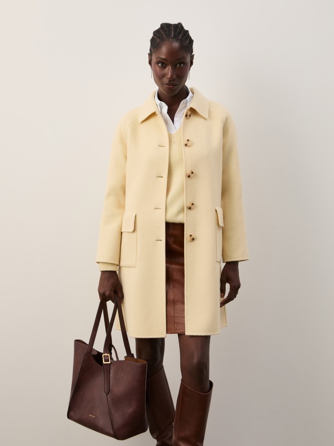 Wool overcoat with pockets Wool overcoat with pockets
