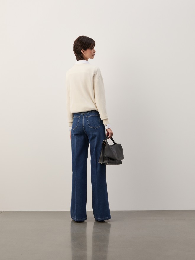 Straight-leg jeans Straight-leg jeans