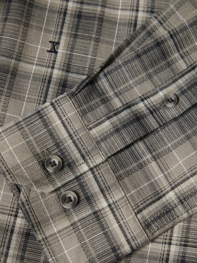 Camisa a cuadros de corte ajustado Camisa a cuadros de corte ajustado